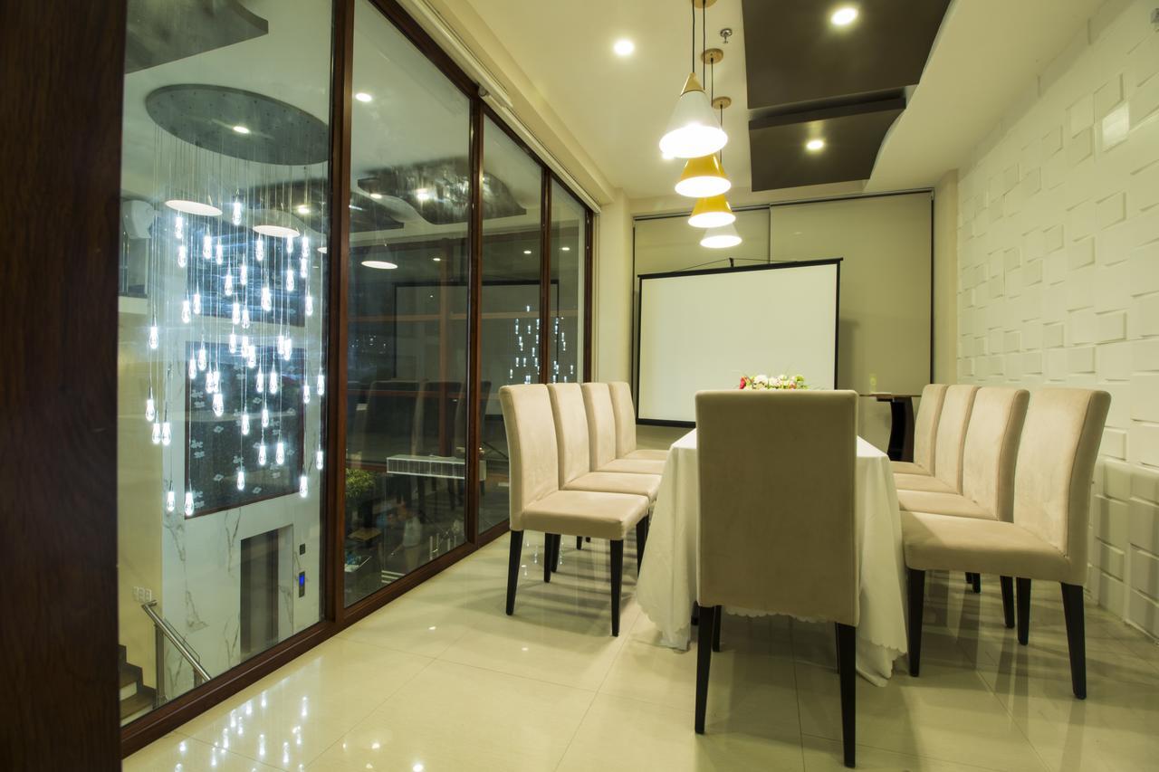 Baypark Hotel Calbayog Extérieur photo