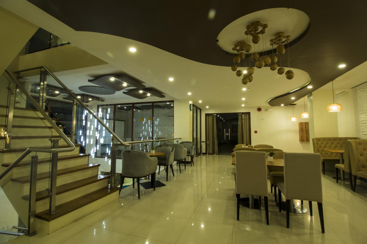 Baypark Hotel Calbayog Extérieur photo