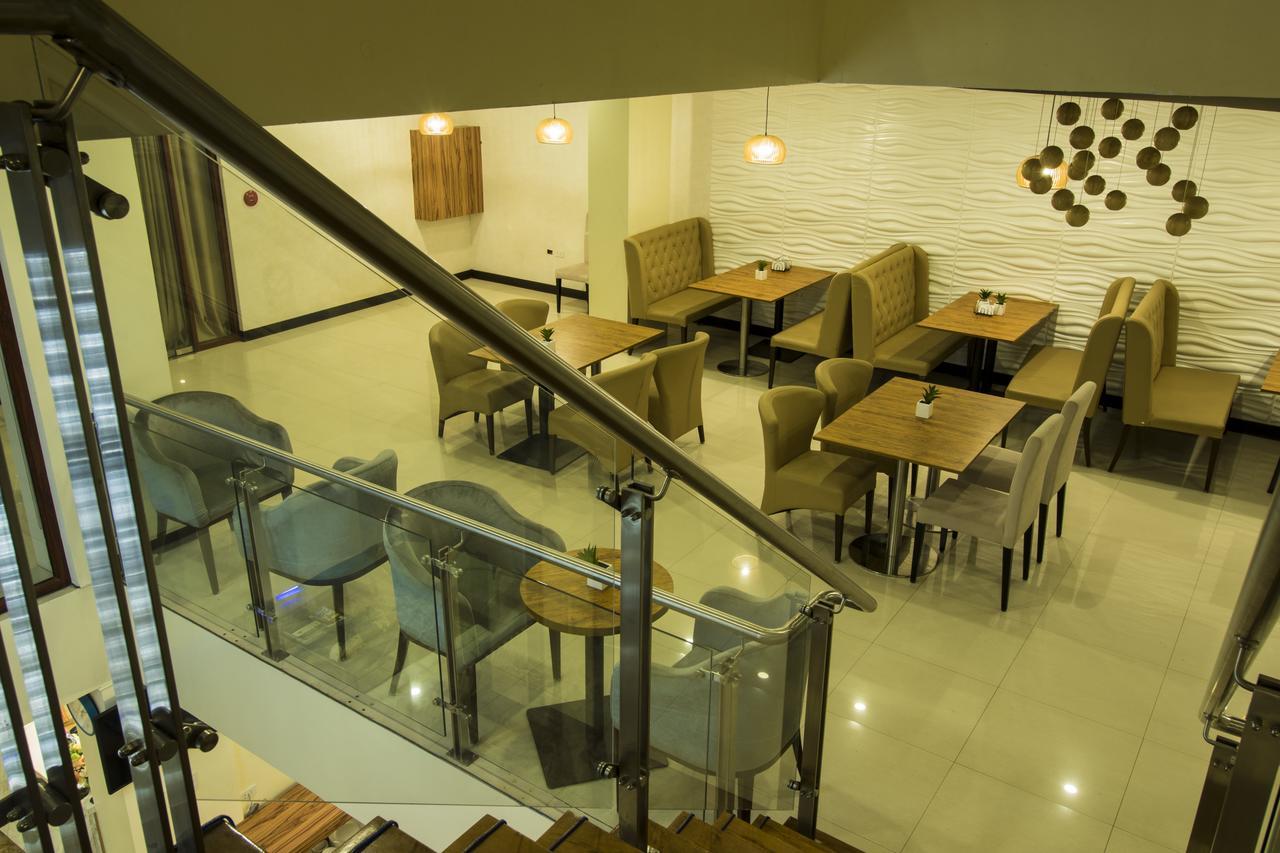 Baypark Hotel Calbayog Extérieur photo