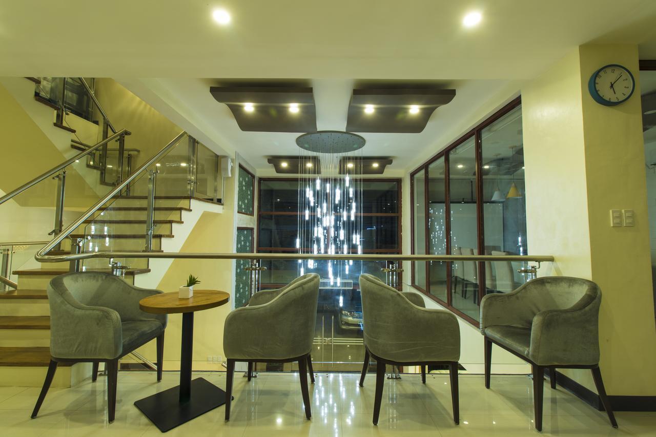Baypark Hotel Calbayog Extérieur photo